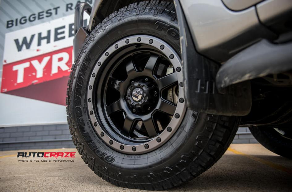 TOYOTA HILUX N80 4WD TROPHY MATTE BLACK WITH ANTHRACITE RING